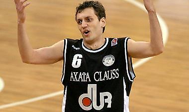 Κουμπούρας: «Η μεγαλύτερη εκτός έδρας νίκη»