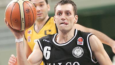 Κουμπούρας: «Να παλέψουμε για να σωθούμε»