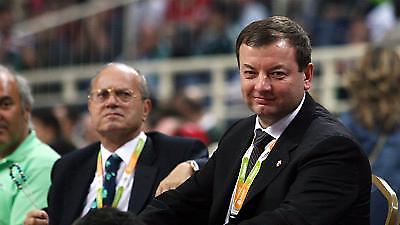 Τα έβαλε και με τη διαιτησία ο Κουσένκο