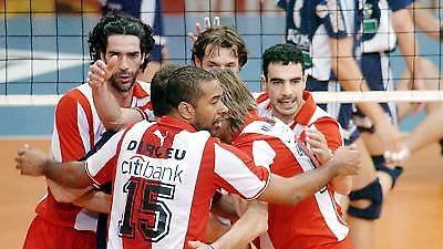 Εκτός ο Κουρνέτας