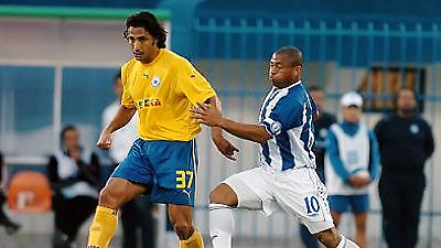 ΑΤΡΟΜΗΤΟΣ: Μοναδικά προβλήματα ο Ρόχα και ο Κούτσης