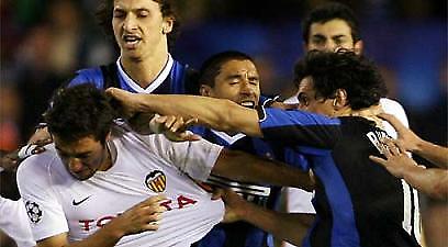 Κίνδυνος αποβολής για Ίντερ!