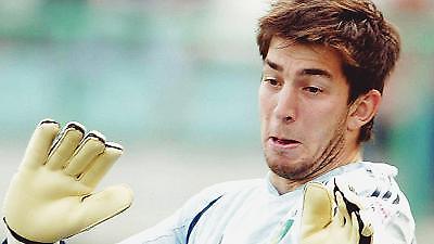 Στο ακουστικό τους…