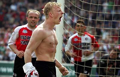 Eredivisie: Σκόραρε ο Χαριστέας, έχασε ο Άγιαξ το ντέρμπι