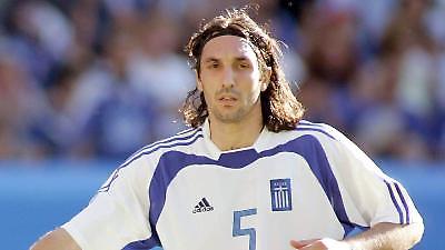 Ύμνοι Κυργιάκου για ΜακΛις