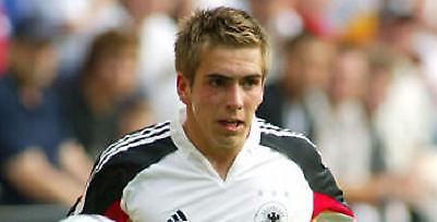 Επιτέλους… δεξιά για τον Λαμ