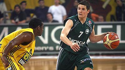 Λιγοστεύουν οι μνηστήρες για Λάκοβιτς