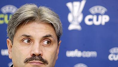 Ο Λακόμπ επικρατέστερος αντι-Ρου