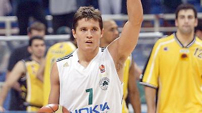 Λάκοβιτς:''Αν θέλουμε ρίχνουμε 40 πόντους στον Ολυμπιακό''