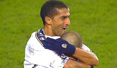 Στην Μαρσέιγ Μεντόσα και Λαμουσί