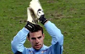 Στην Ουέλβα ο τερματοφύλακας της Σαρλερουά