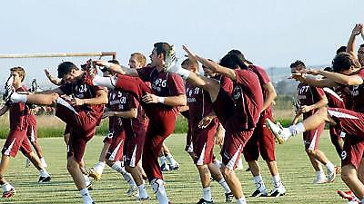 ΛΑΡΙΣΑ: Αμφίβολοι οι Ιγκλέσιας, Σαρμιέντο