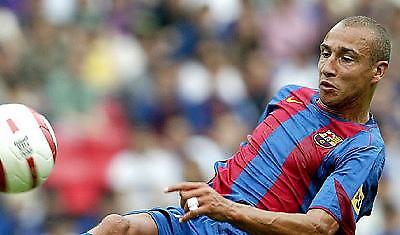 Τον επαναπατρισμό σκέφτεται ο Λάρσον