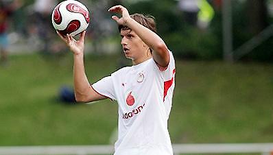 «Ερυθρόλευκος» ο Λάτσκο!