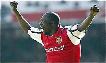 Παραμένει «κανονιέρης» ο Λαουρέν