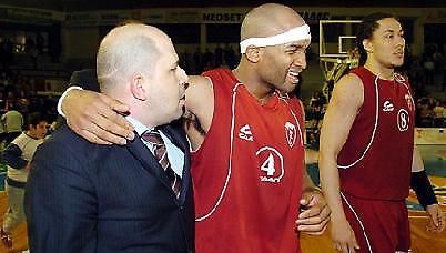 Πήρε Λι και Χαρίση η ΑΕΚ