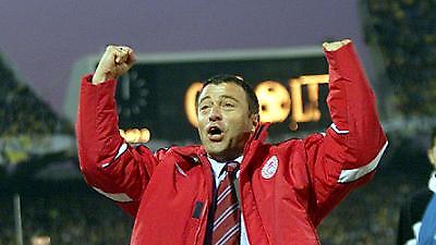 Μένουν μόνο οι ανακοινώσεις