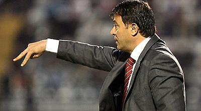 Συνεχίζει το ψάξιμο...