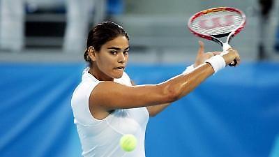 Τένις: Μικρή άνοδος για τη Λένα