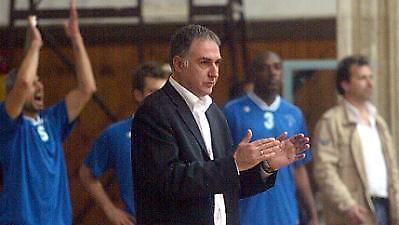 Λεώνης: «Φαβορί ο Παναθηναϊκός»