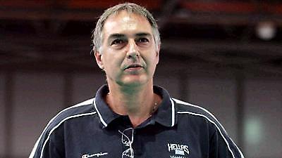 Ένας φεύγει... ένας έρχεται