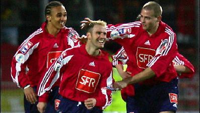 Le Championnat: Έχασε η Λιόν!