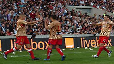 Le Championnat: Ρέφαρε με τριάρα η Λιόν…