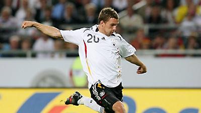 «Μουρμούρα» Ποντόλσκι για Χίτζφελντ