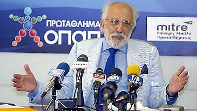 Λυκουρέζος: «Αυτοπειθαρχία και νηφαλιότητα»