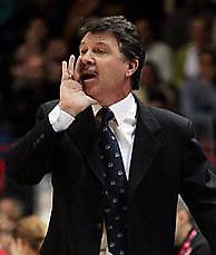 Στον πάγκο της Κάχα ο Μανιάνο