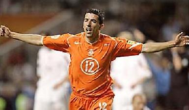 Εκτός εθνικής Ντάβιντς, Φαν Μπόμελ και Μακάι