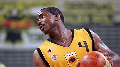 «Καμπάνες» σε Στόουν, Μακ Φέρσον