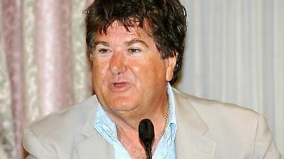 Άνοιξε τα «χαρτιά» του ο Μακρής