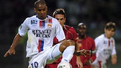 Για πάντα στη Λιόν ο Μαλουντά