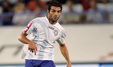 ΑΙΓΑΛΕΩ: «Κοντά» σε Μόβλικ