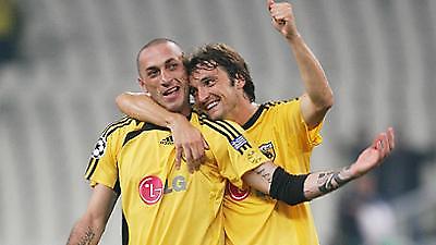 Αντίθετες πορείες