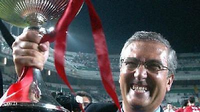 Παραμένει νησιώτης ο Μανθάνο