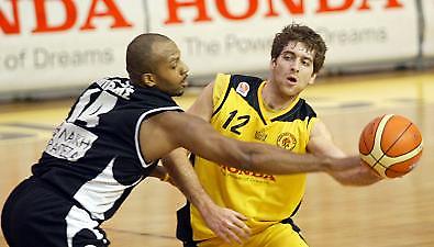 Α1: Με τα χίλια ζόρια…