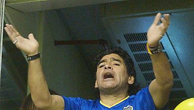 Μπλεξίματα για Μαραντόνα