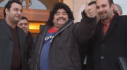 Επιτυχημένη η επέμβαση σε Μαραντόνα