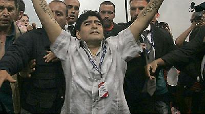 Αναθεώρησε ο Μαραντόνα