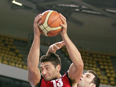 Μόνος απών ο Μαρμαρινός