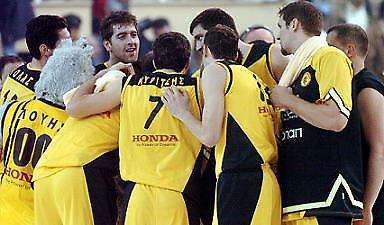 Με το «αριστερό»… οι νεοφώτιστοι