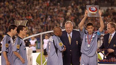 Στο ΟΥΕΦΑ Λανς, Μαρσέιγ και Αμβούργο