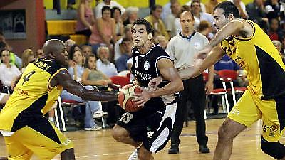 Δύσκολη πρόκριση για Μαρούσι