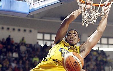 Δεν περνάει κανείς από το «Αλεξάνδρειο»…