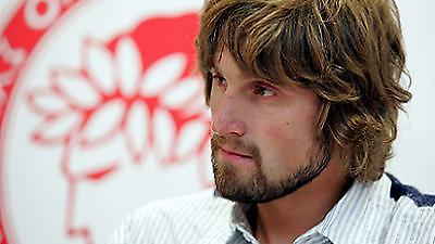 «Να κάψουμε τον Πειραιά»!