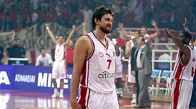 Μασιγιάουσκας: «Είμαι χαρούμενος στον Ολυμπιακό»