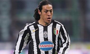 «Τελειώνει» τον Καμορανέζι η Γιουβέντους