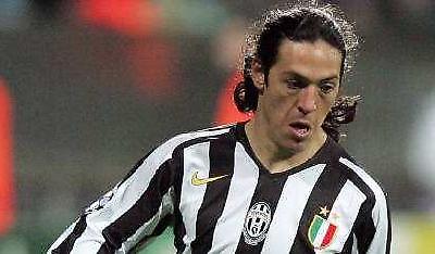 Επίσημο το ενδιαφέρον της Λιόν για Καμορανέζι